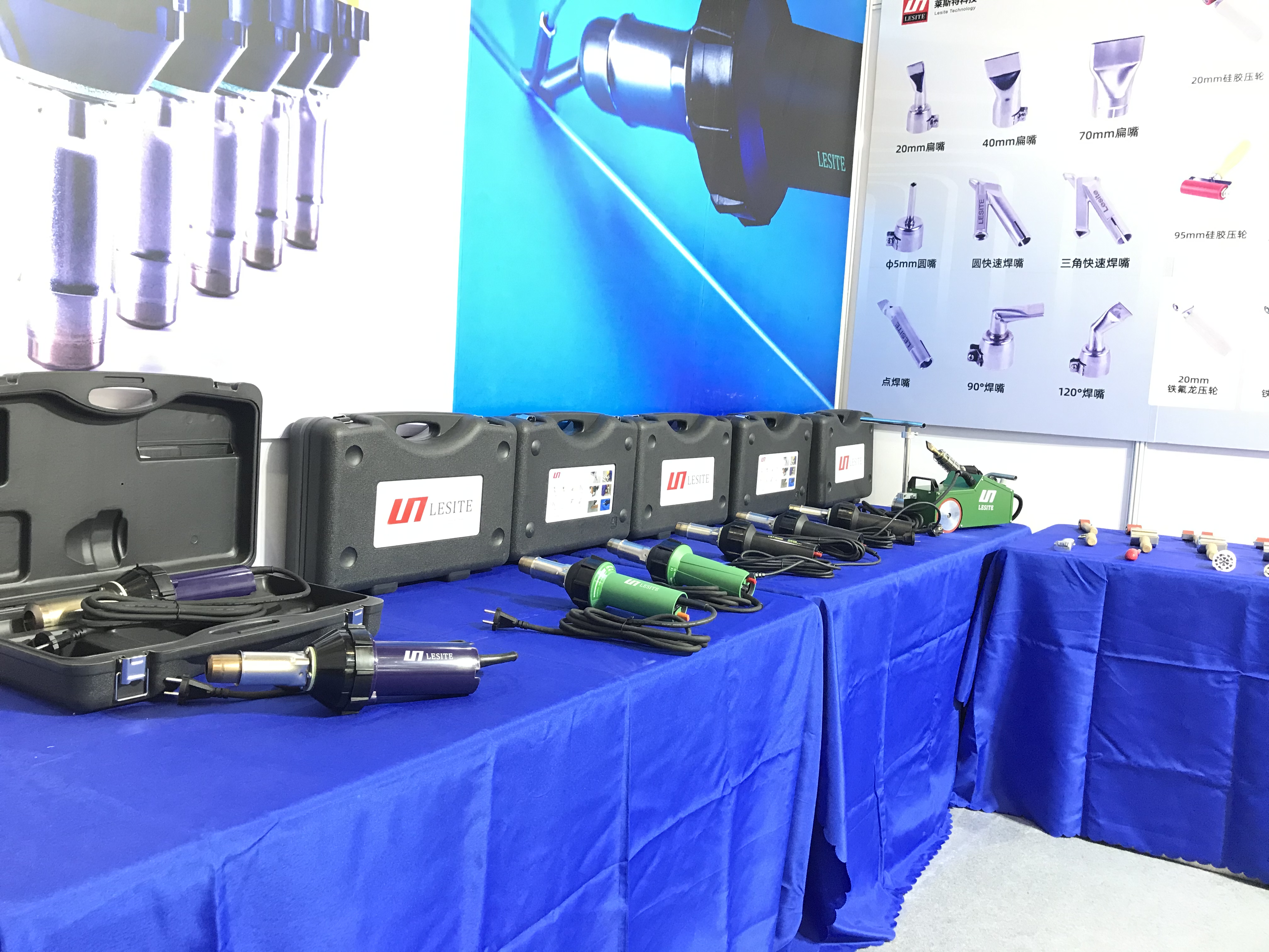 9bfbcd22a95349c609c1d7b983a56b3